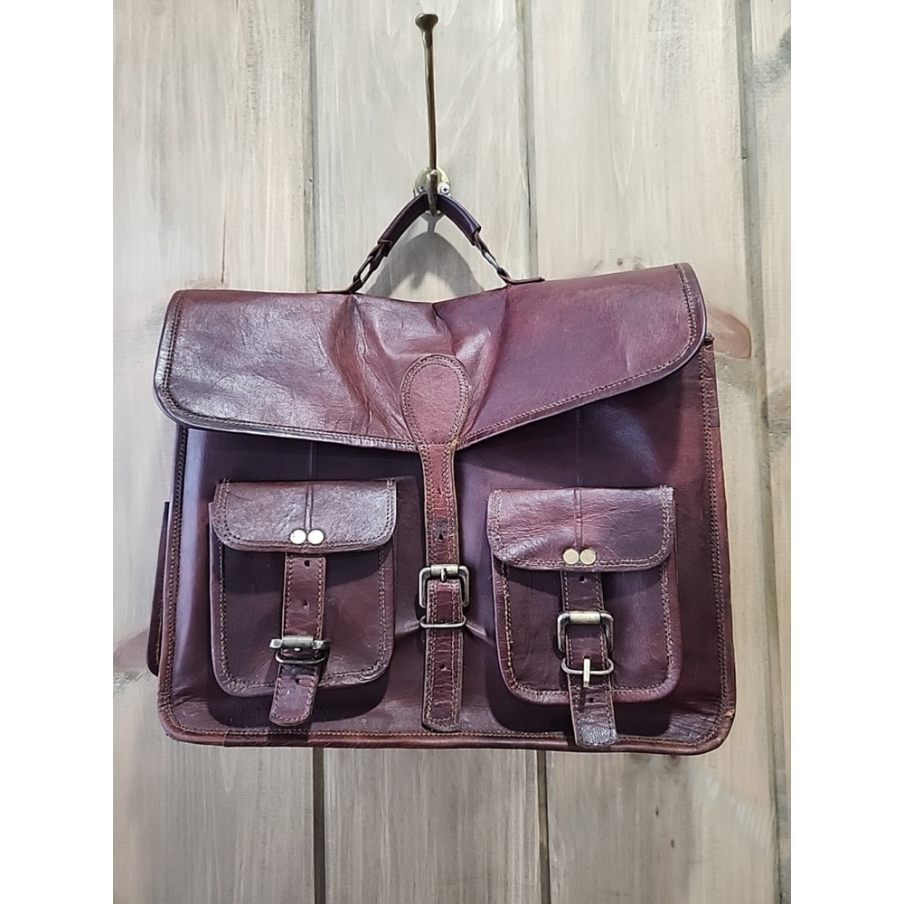 Unisex Leather Messenger/Laptop Briefcase, Padded Compartments, EUC
